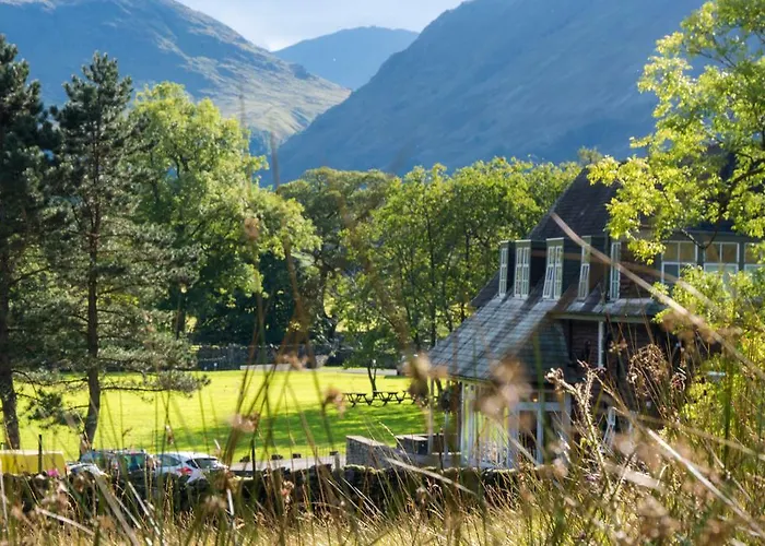 Glaramara Borrowdale Valley